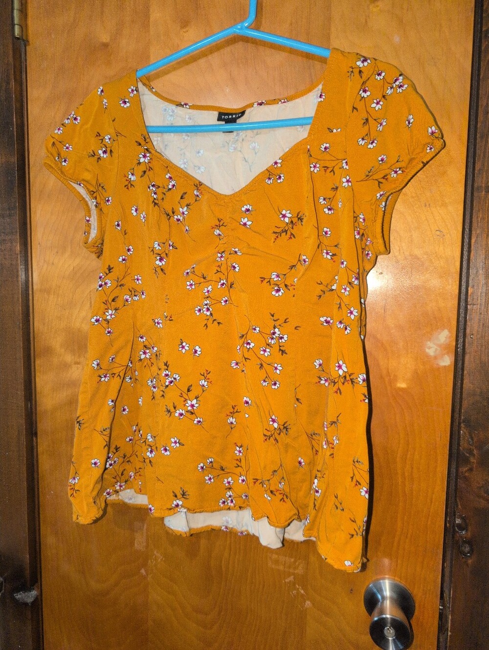 Torrid Size 0 Blouse